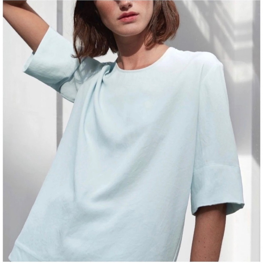 Everlane GoWeave Boxy Tee Light Blue Short Sleeve Back Zip Top Size 2